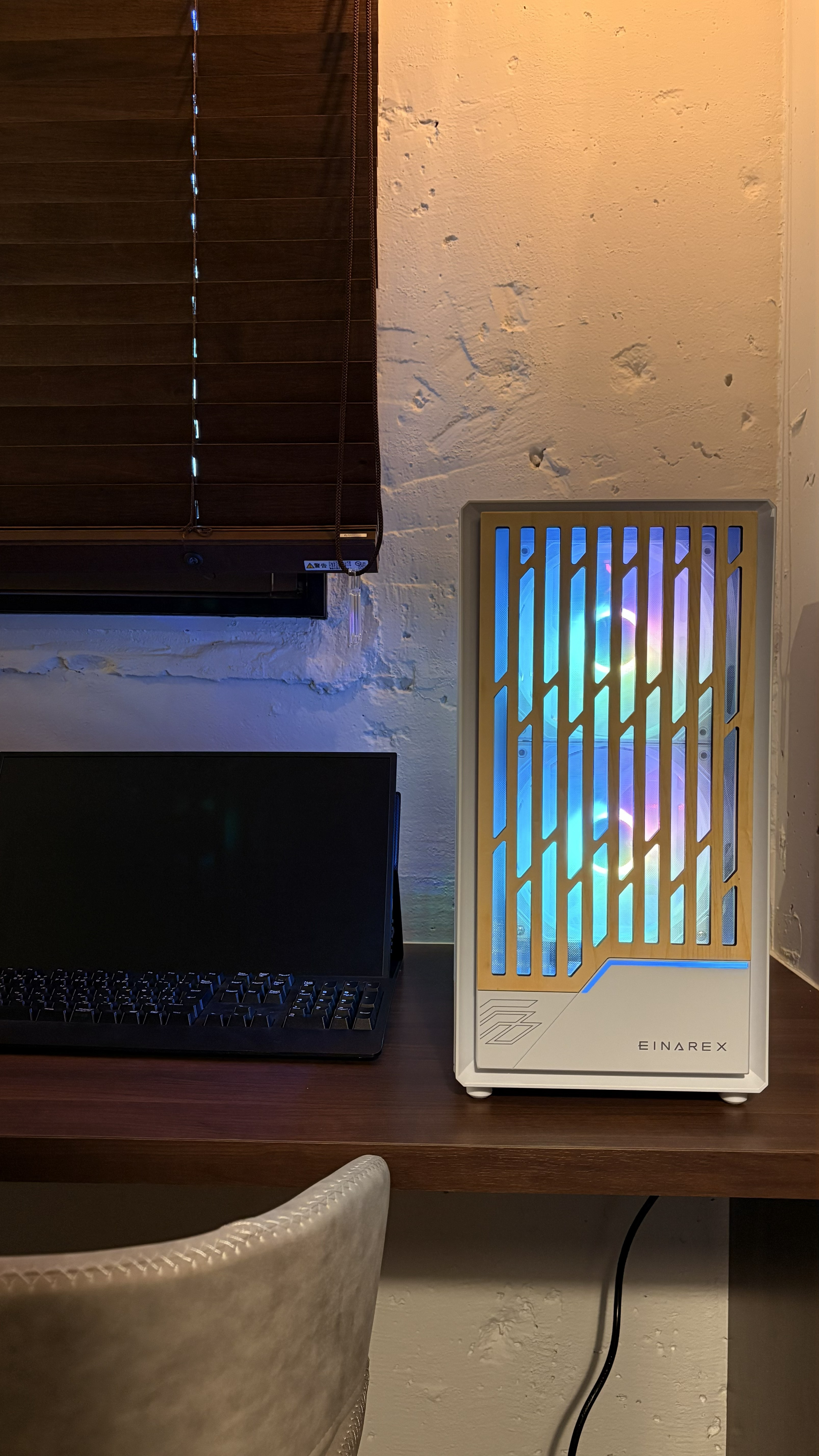 EINAREX】素人が自作PCに初挑戦！1からPCを組み立ててみた | Glimpse