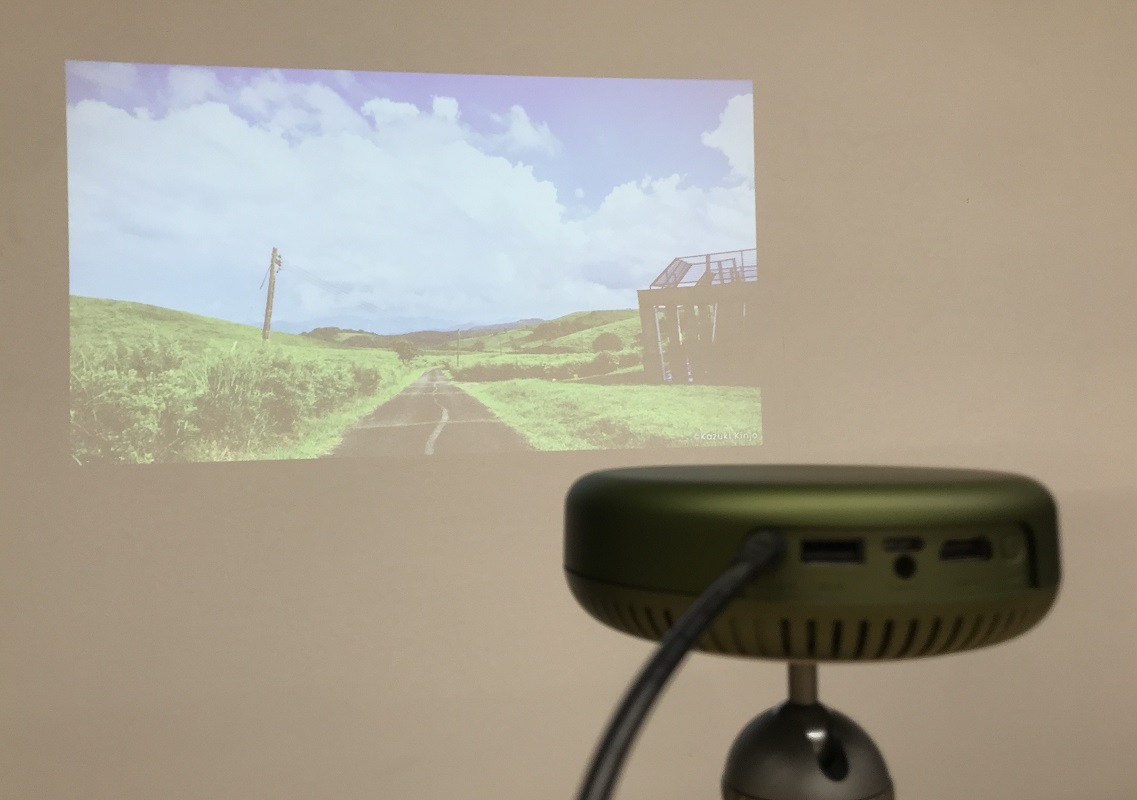 レビュー】Adget Pocket Projector使ってみた！実際の投影をたくさんの