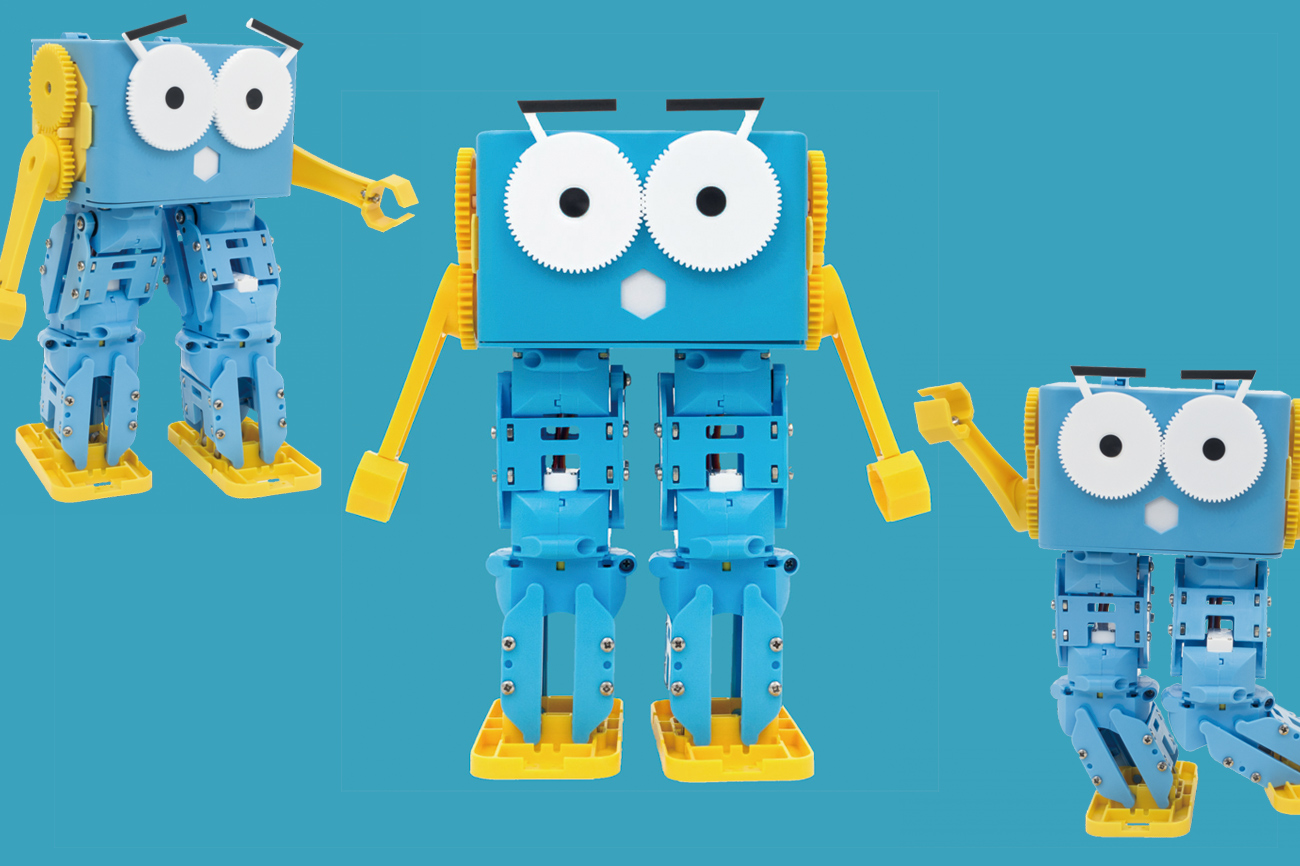 Marty the Robot 組み立て、プログラミングできる歩行型ロボット